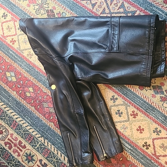 DANIER Men's Leather Biker Jacket. - Picture 8 of 12